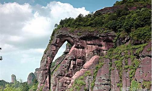 龙虎山风景区一日游_龙虎山旅游攻略一日游线路五一